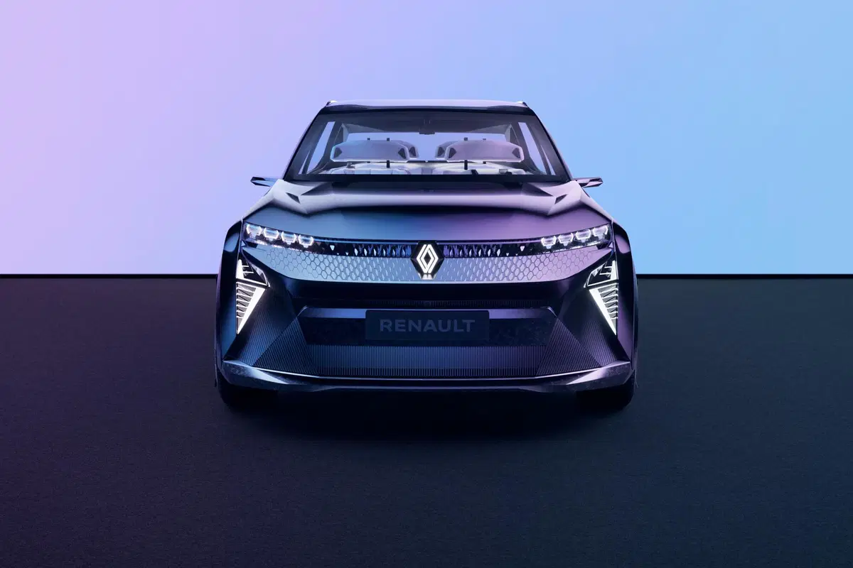 Renault Scenic Vision: l'ibrido a idrogeno (4)