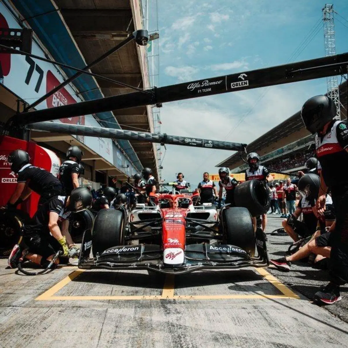 F1, GP Spagna 2022, pole per Leclerc (61)