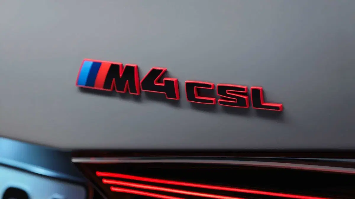 BMW M4 CSL: arriva in soli 1000 esemplari (7)