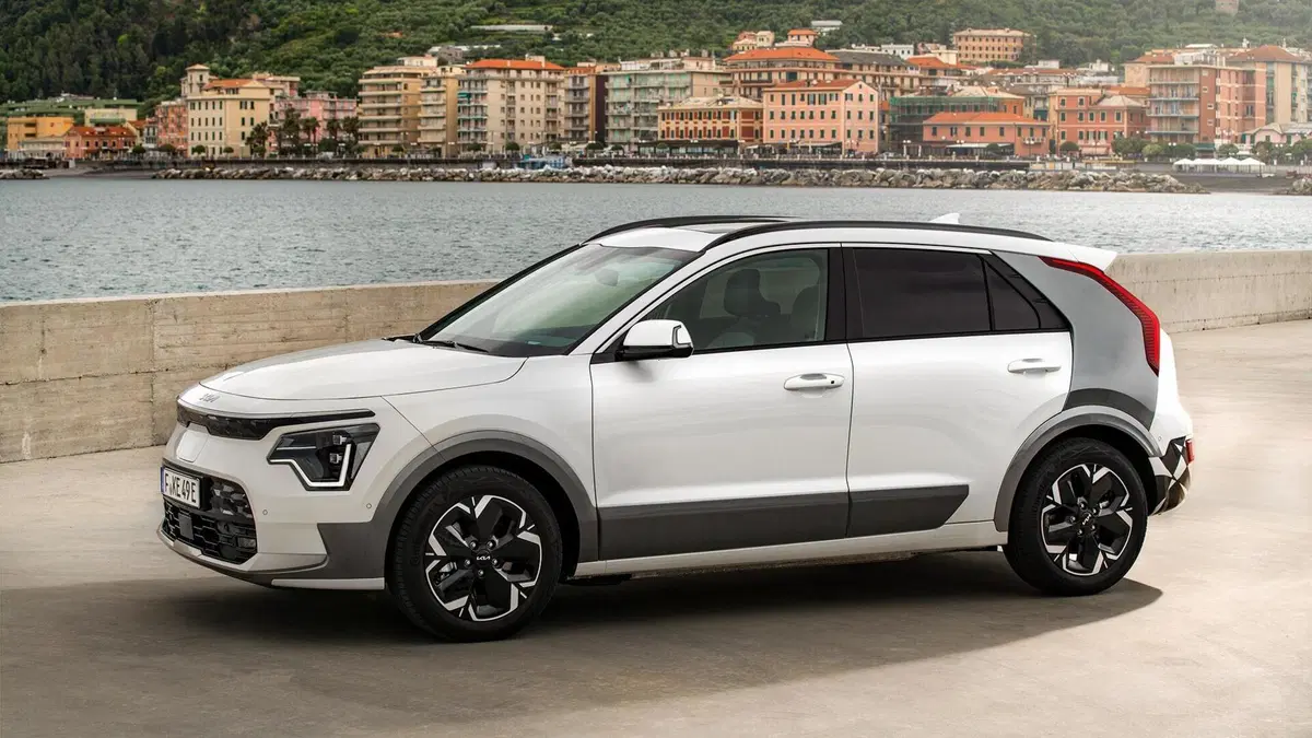 Prova su strada e commento nuova Kia Niro elettrica 2022 (SG2): BEV semplice in giusta misura [42mila €] (9)