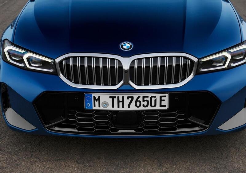 BMW Serie 3 Touring (2019->>) (19)