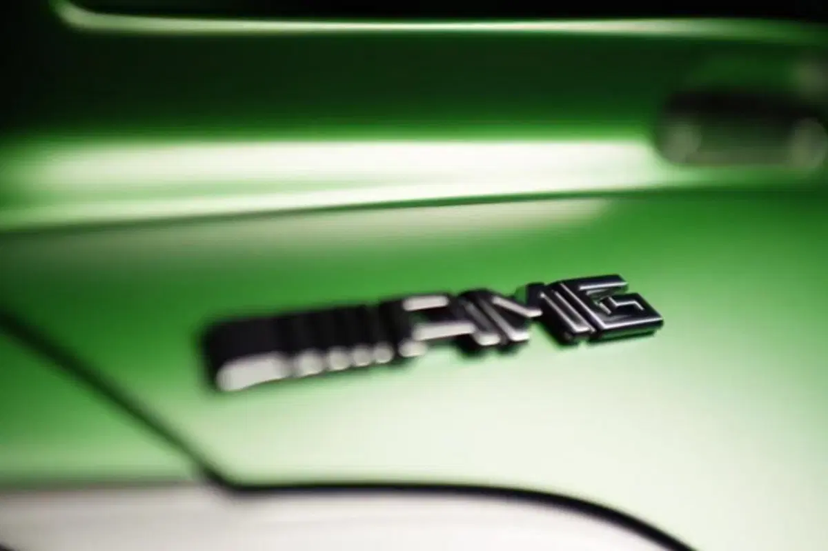 Mercedes AMG GT R: in attesa del 24 giugno ecco il primo video teaser (5)
