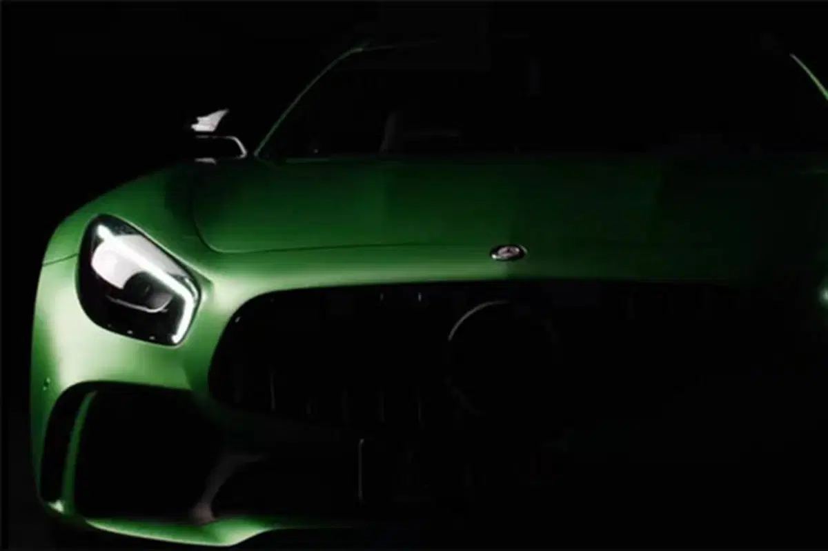 Mercedes AMG GT R: in attesa del 24 giugno ecco il primo video teaser (12)