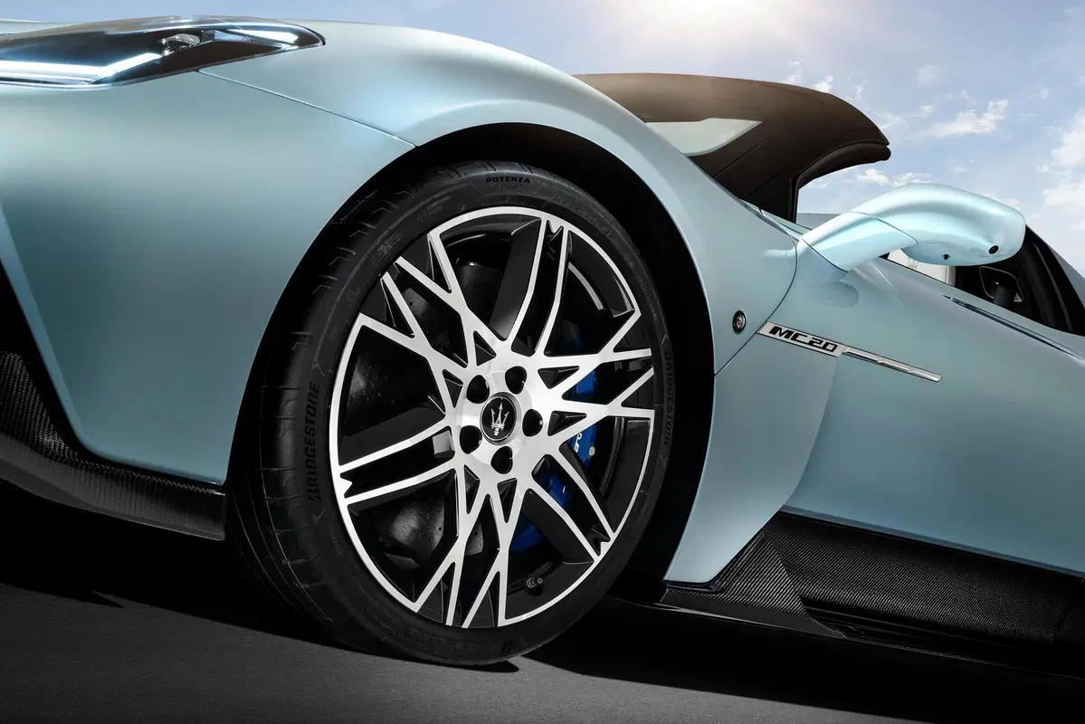 Maserati MC20 Cielo: guarda tutte le foto (7)