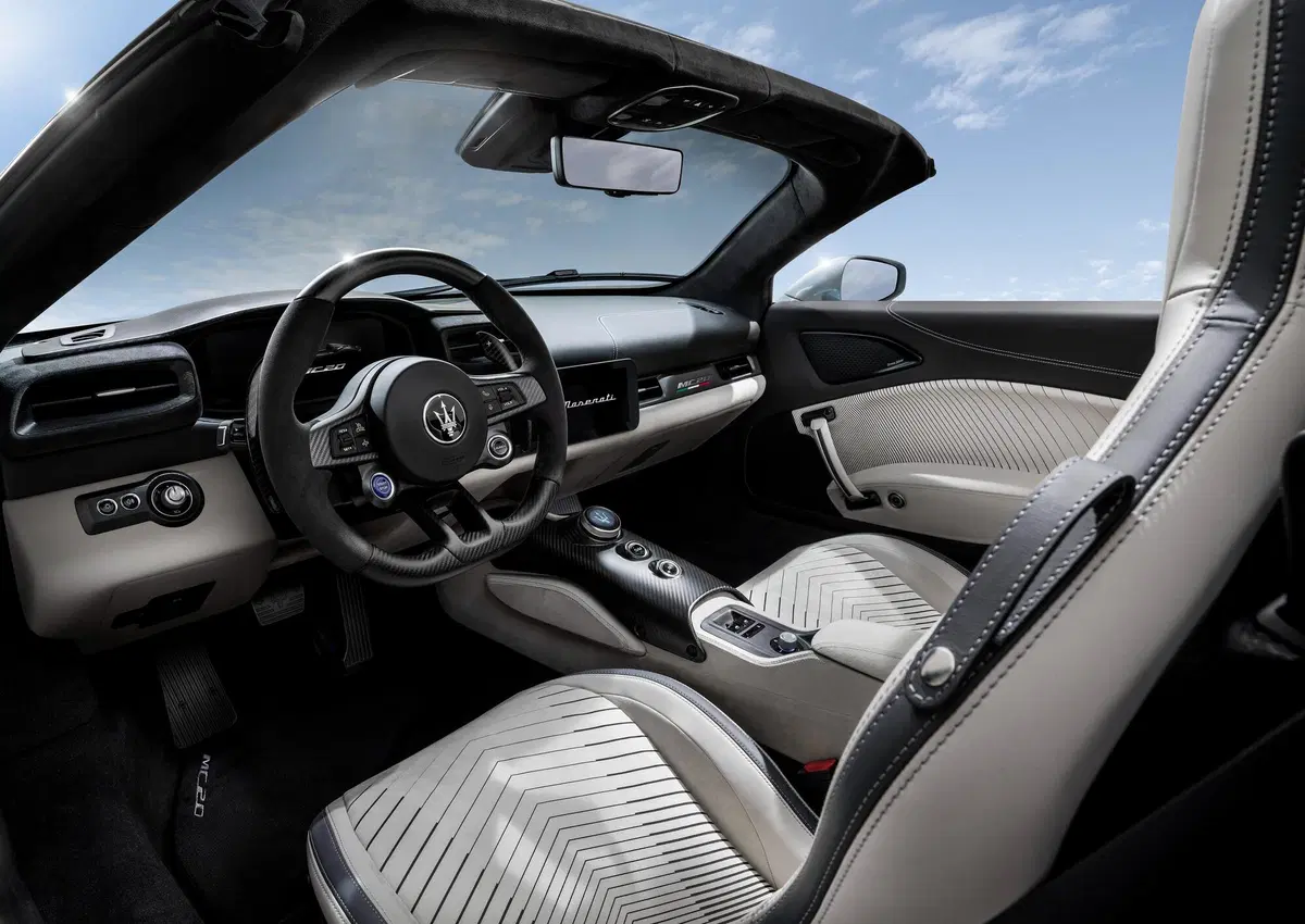 Maserati MC20 Cielo: guarda tutte le foto (9)