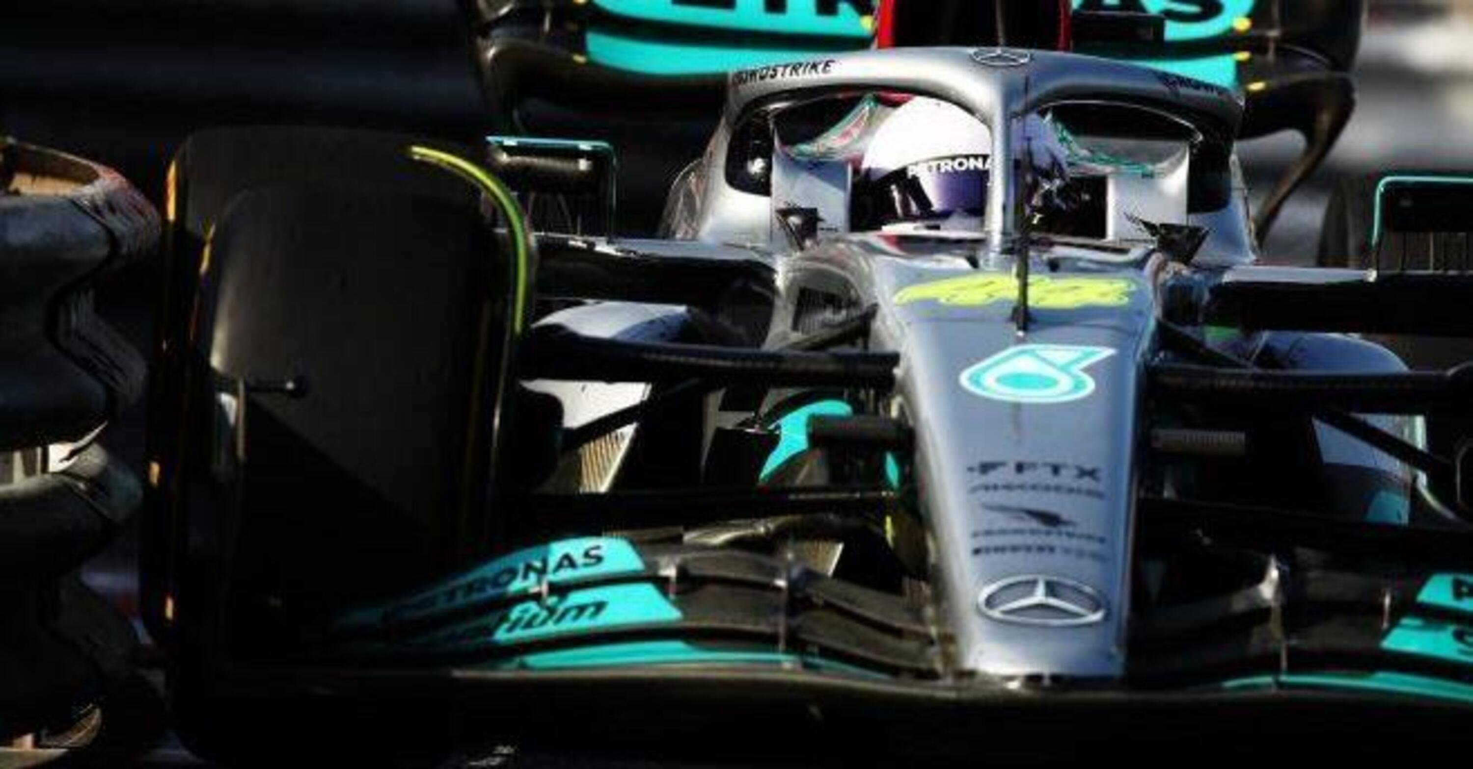Formula 1, Hamilton: &quot;La W13 rimbalza parecchio su questa pista&quot;