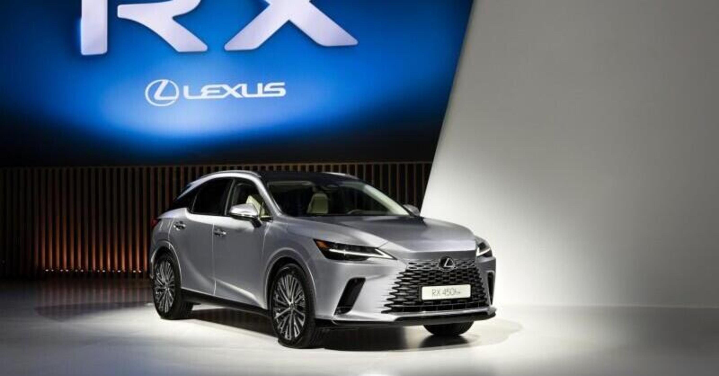 Nuova Lexus RX 2023: bello vivere nel &quot;Tazuma&quot; con ibrido full o plugin e il 4x4