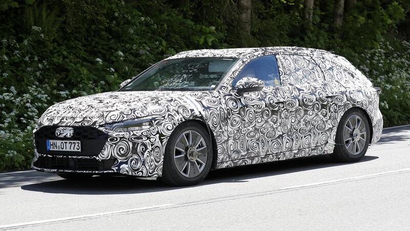 Nuova Audi S4, ecco le foto spia