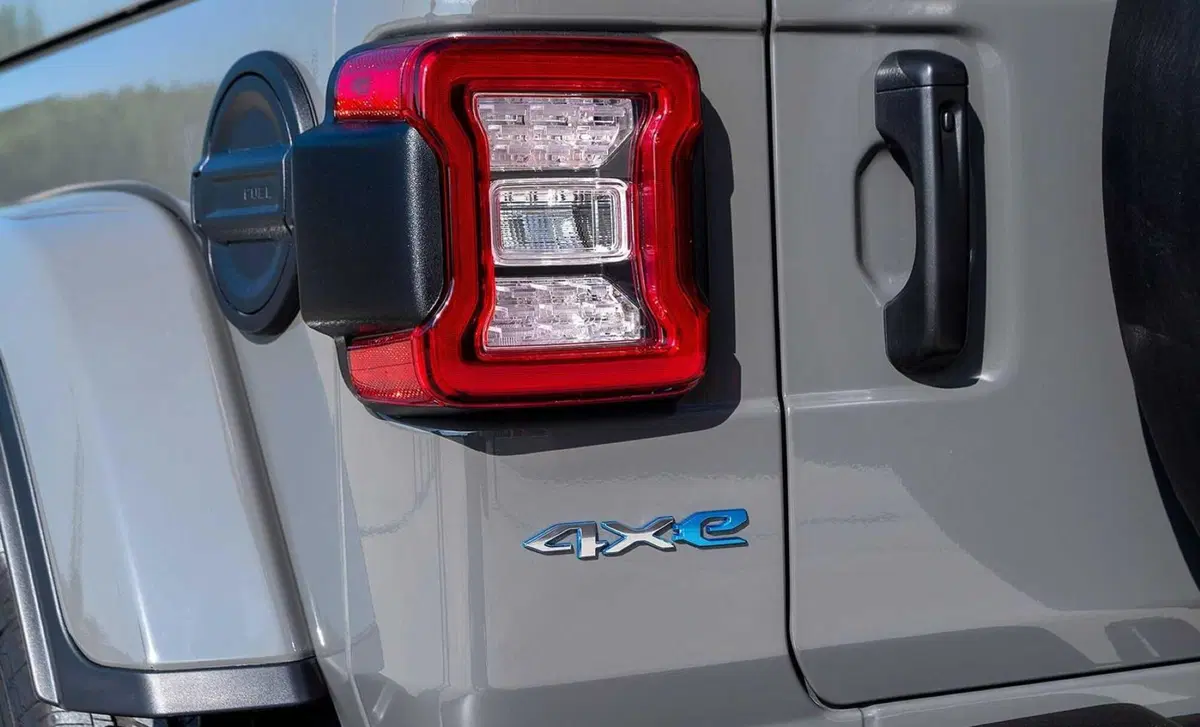 Jeep Wrangler Unlimited 2.0 Turbo 80th Anniversary (19)