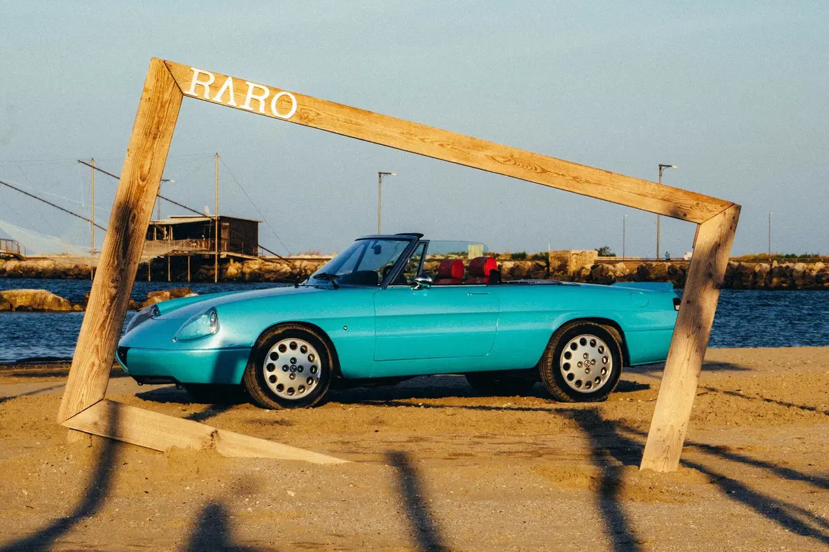 La spider Duetto si fa ibrida alla Milano Design Week con Garage Italia (5)