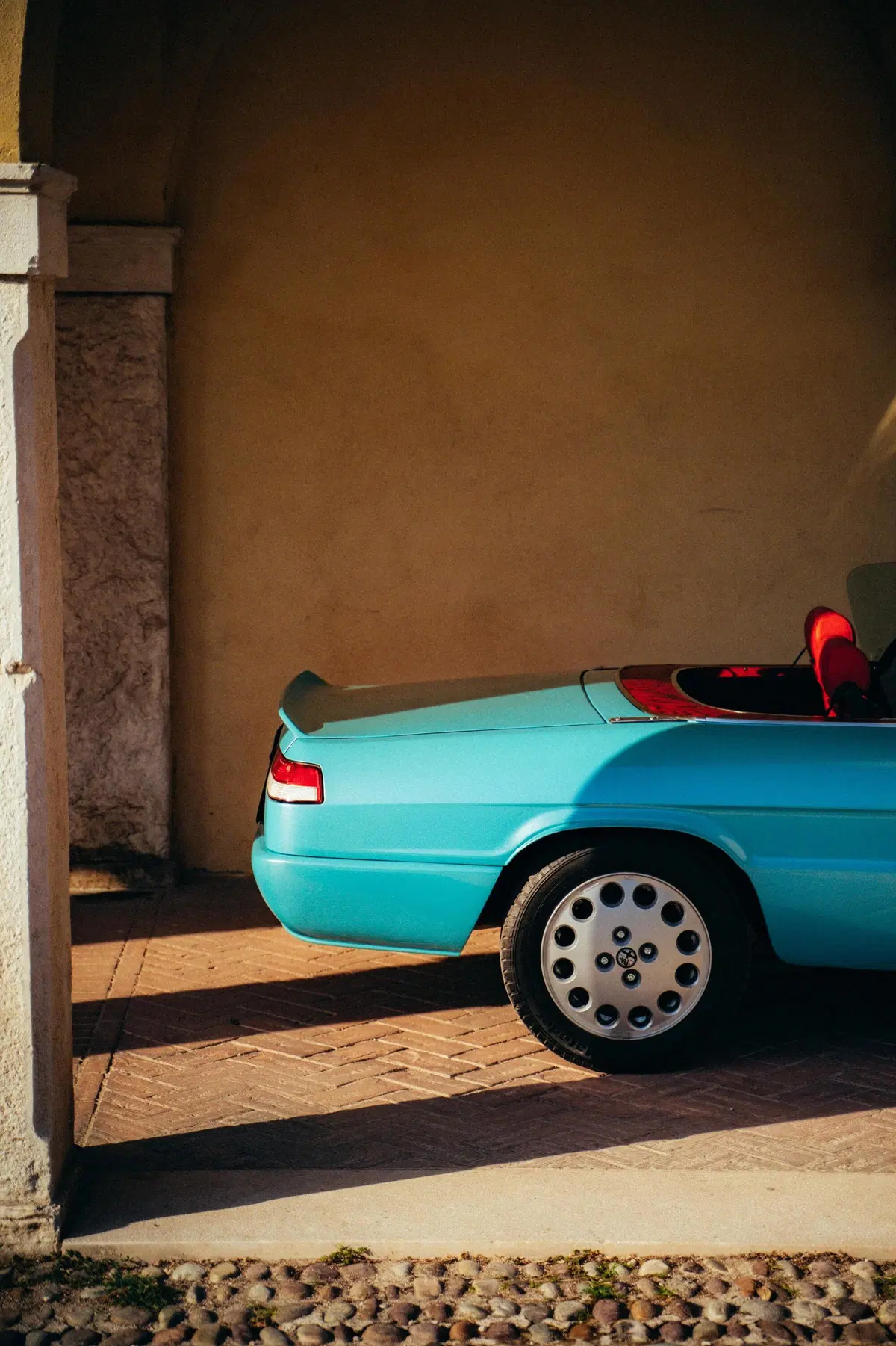 La spider Duetto si fa ibrida alla Milano Design Week con Garage Italia (9)