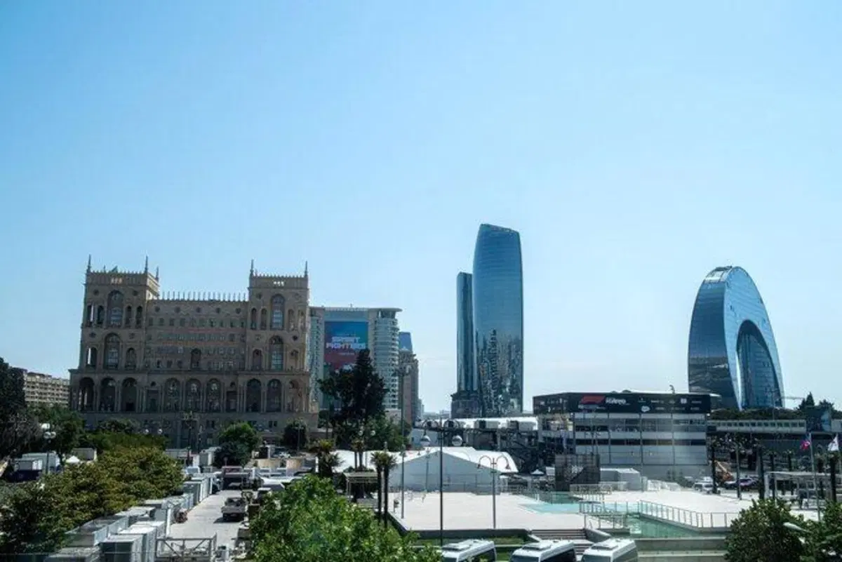 F1, GP Azerbaijan 2022: pole per Leclerc (13)