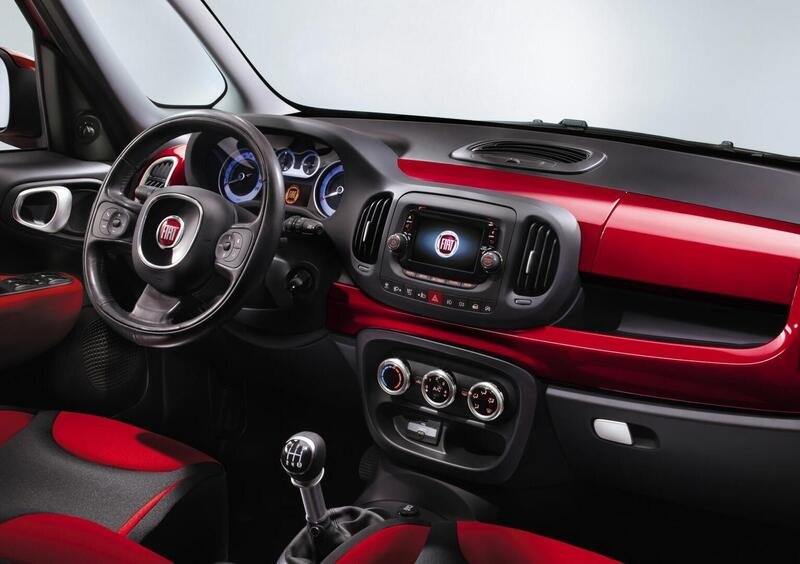 Fiat 500L (2013->>) (17)