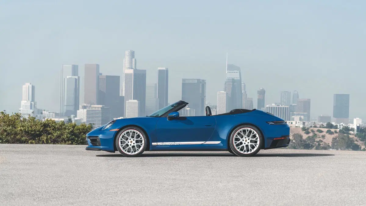 Porsche 911 Carrera GTS Cabriolet: edizione speciale per gli USA  (3)