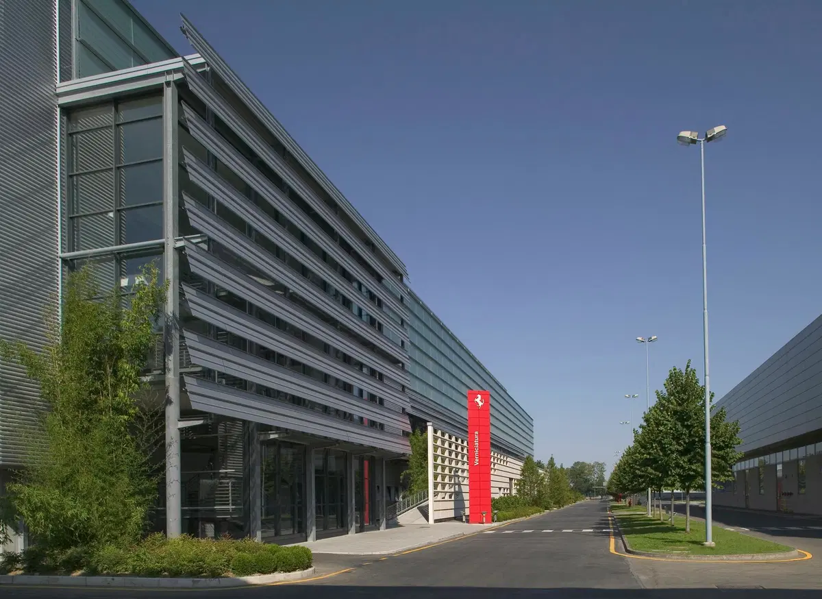Architettura nel mondo auto, Foto gallery stabilimenti e non solo [Da Melfi a Maranello] (9)