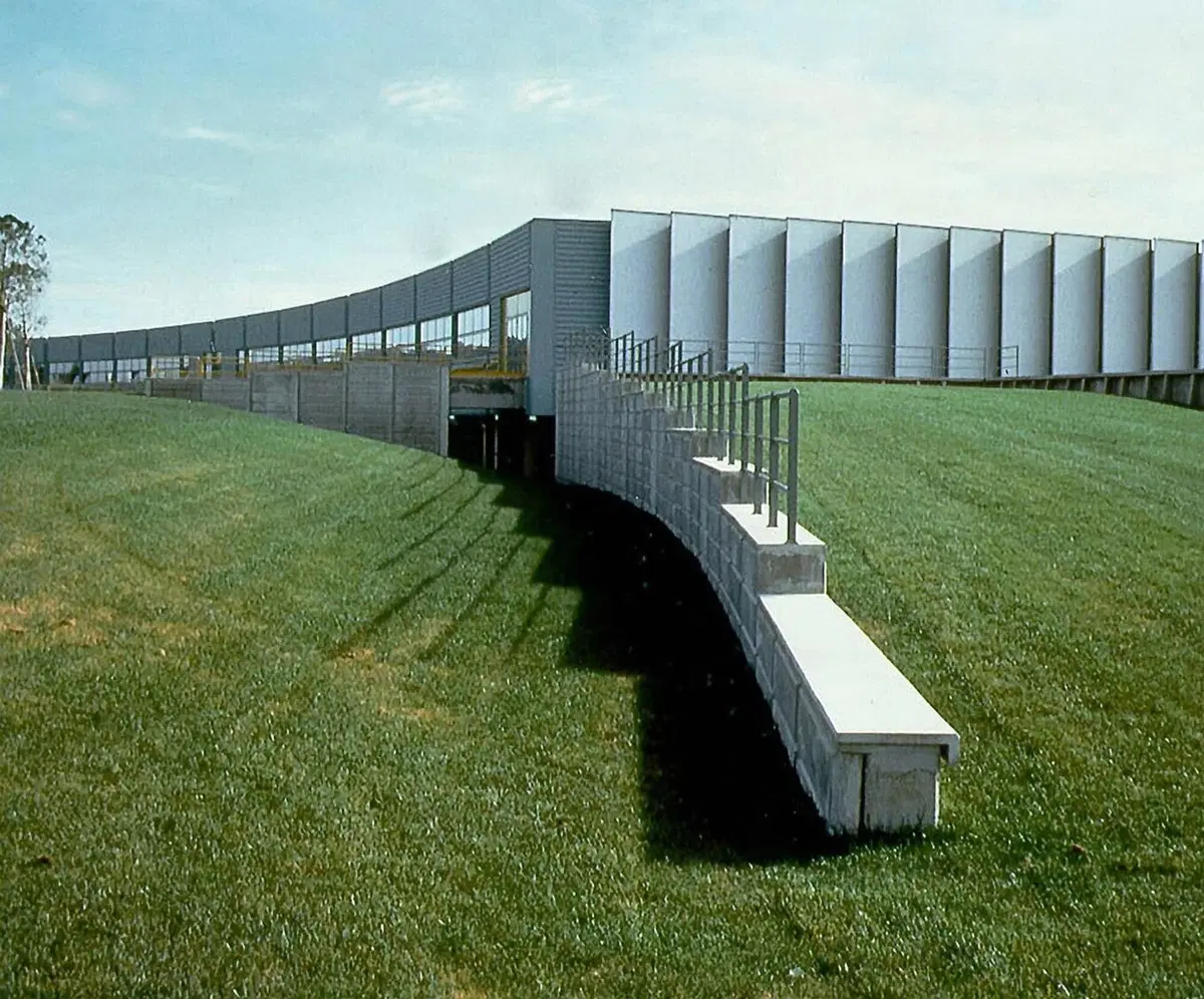 Architettura nel mondo auto, Foto gallery stabilimenti e non solo [Da Melfi a Maranello] (26)