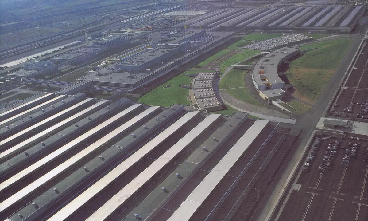Architettura nel mondo auto, Foto gallery stabilimenti e non solo [Da Melfi a Maranello] (35)