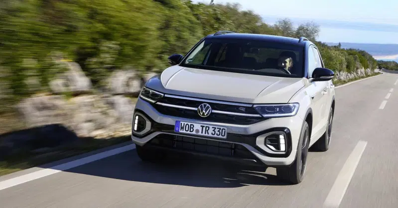Oggi mi compro una... Volkswagen T-Roc! La guida totale all'acquisto: storia, segreti, consigli e prove