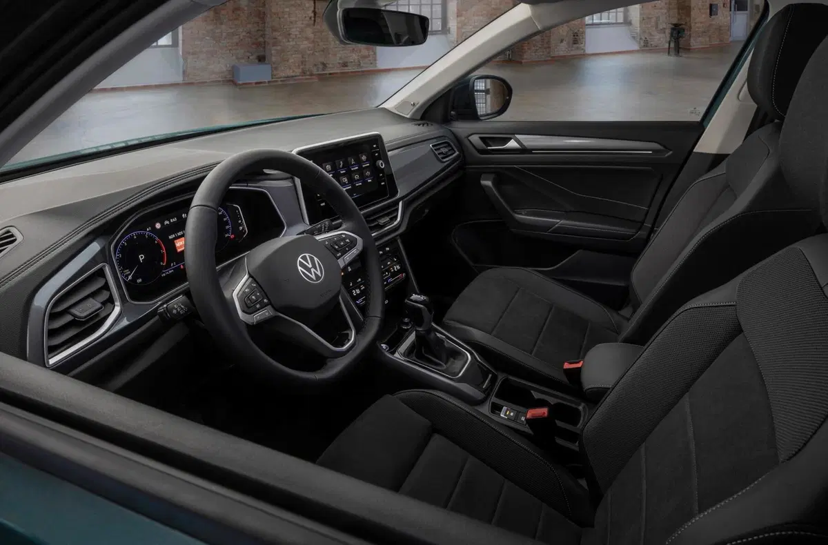 Oggi mi compro una... Volkswagen T-Roc! La guida totale all'acquisto: storia, segreti, consigli e prove (2)