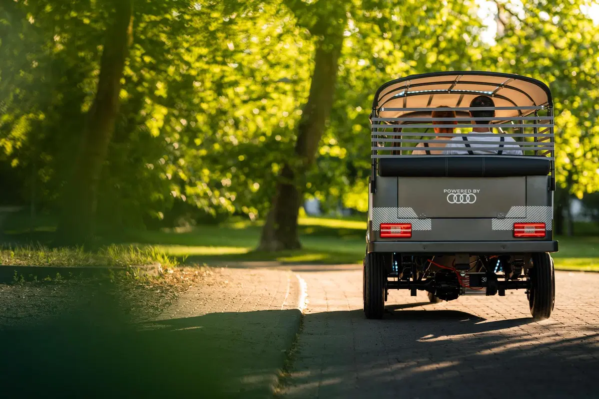 Che fine fanno le batterie usate? Il risciò Audi e-tron è pronto (12)