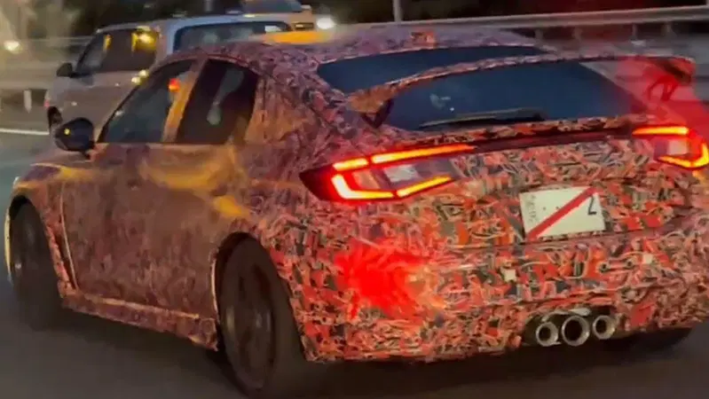 Sale l'attesa per la nuova Type R (che in Giappone &egrave; gi&agrave; in strada) - VIDEO