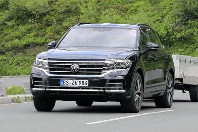 Volkswagen Touareg restyling, le foto spia 