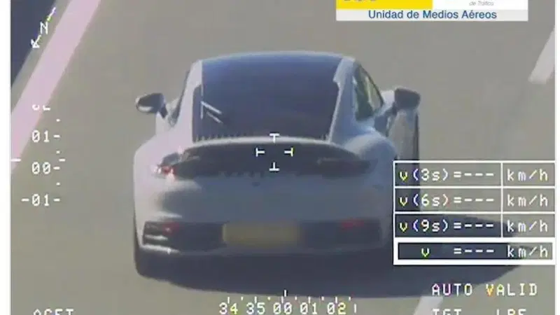 Per "star dietro" a certe 911 serve l'elicottero: il video dell'inseguimento a 285 Km/h in Spagna 