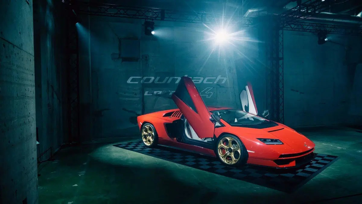 Cosa c'entra la Lamborghini Countach con i Manga giapponesi? 