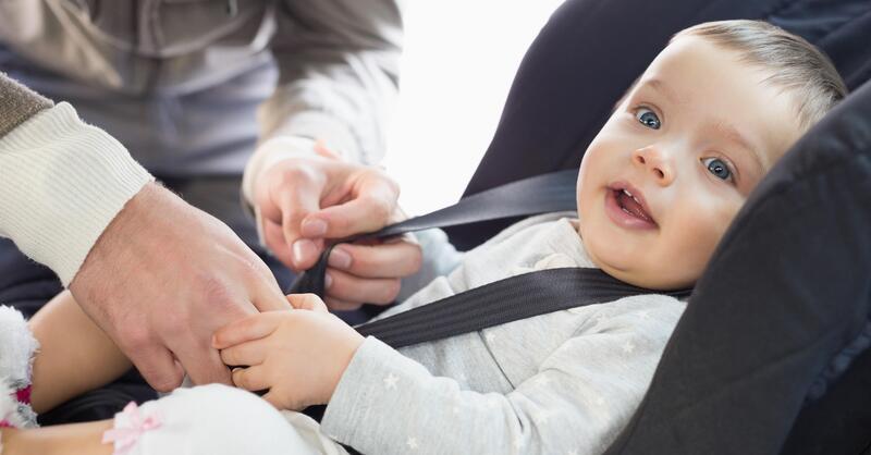 Vacanze con i bambini, l&#039;importante &egrave; usare il seggiolino (obbligatorio) 