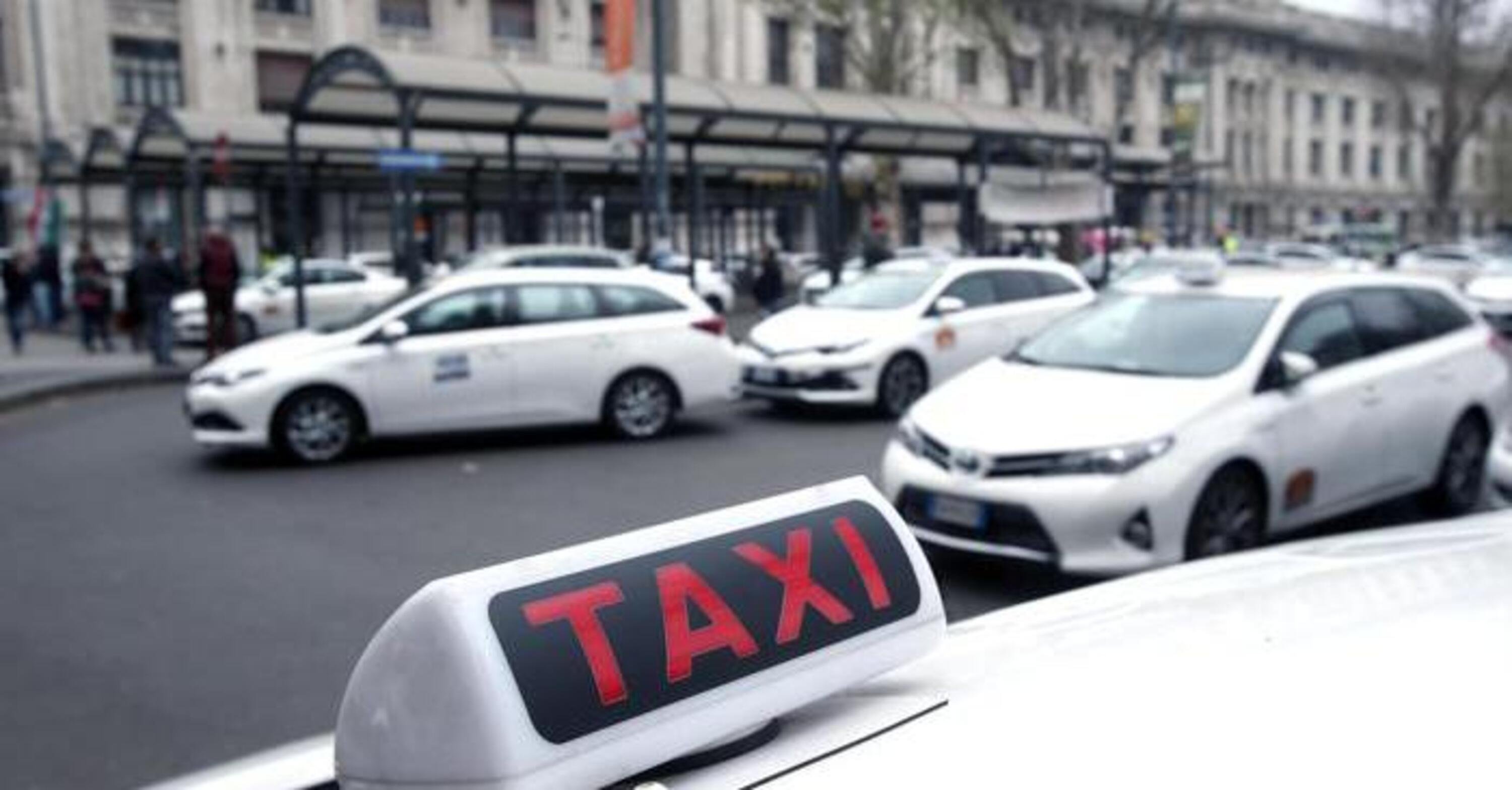 Sciopero dei taxi il 5 e il 6 luglio in tutta Italia