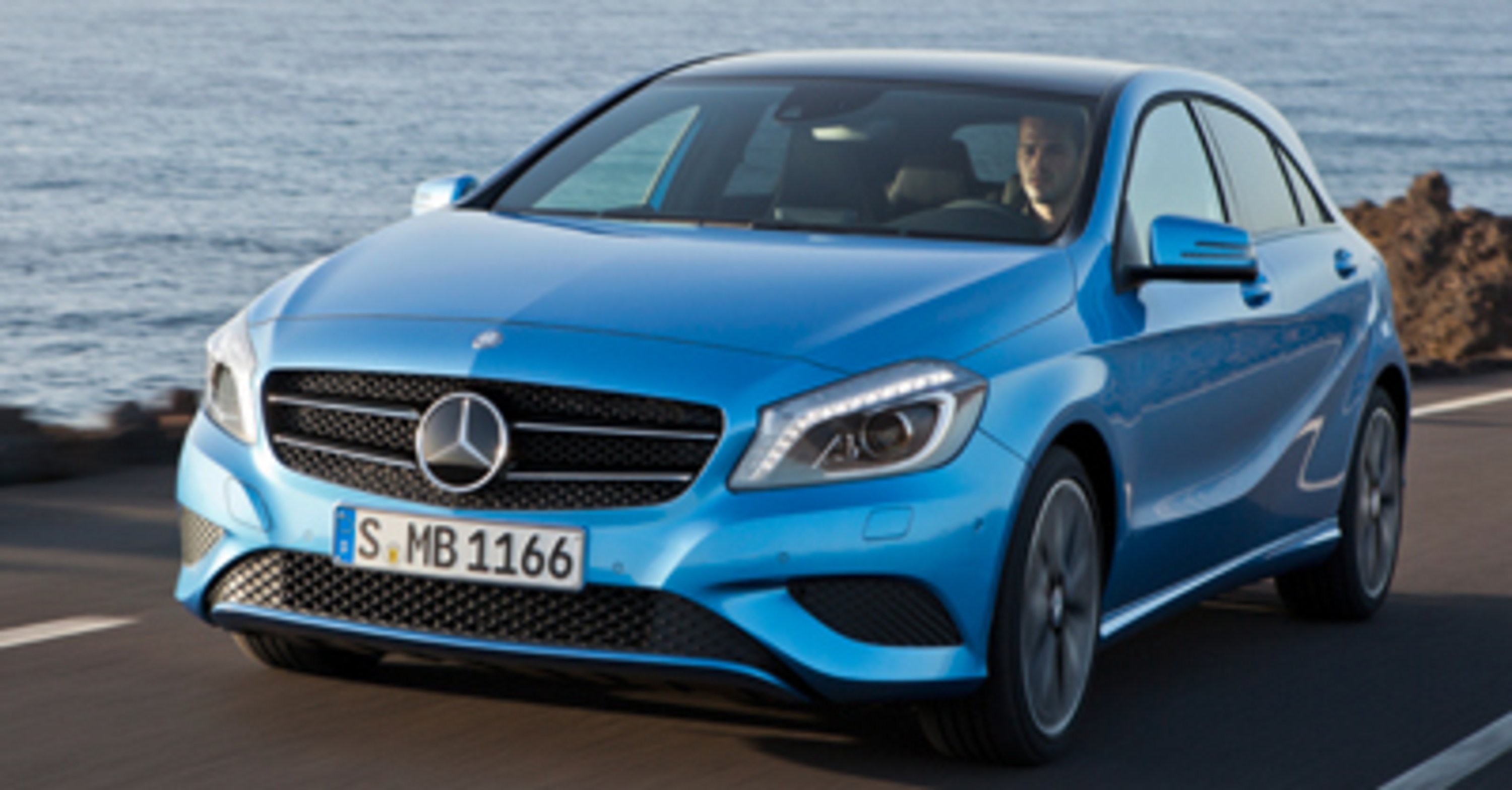 Mercedes Classe A e B: elettriche si, ma non del tutto - News 