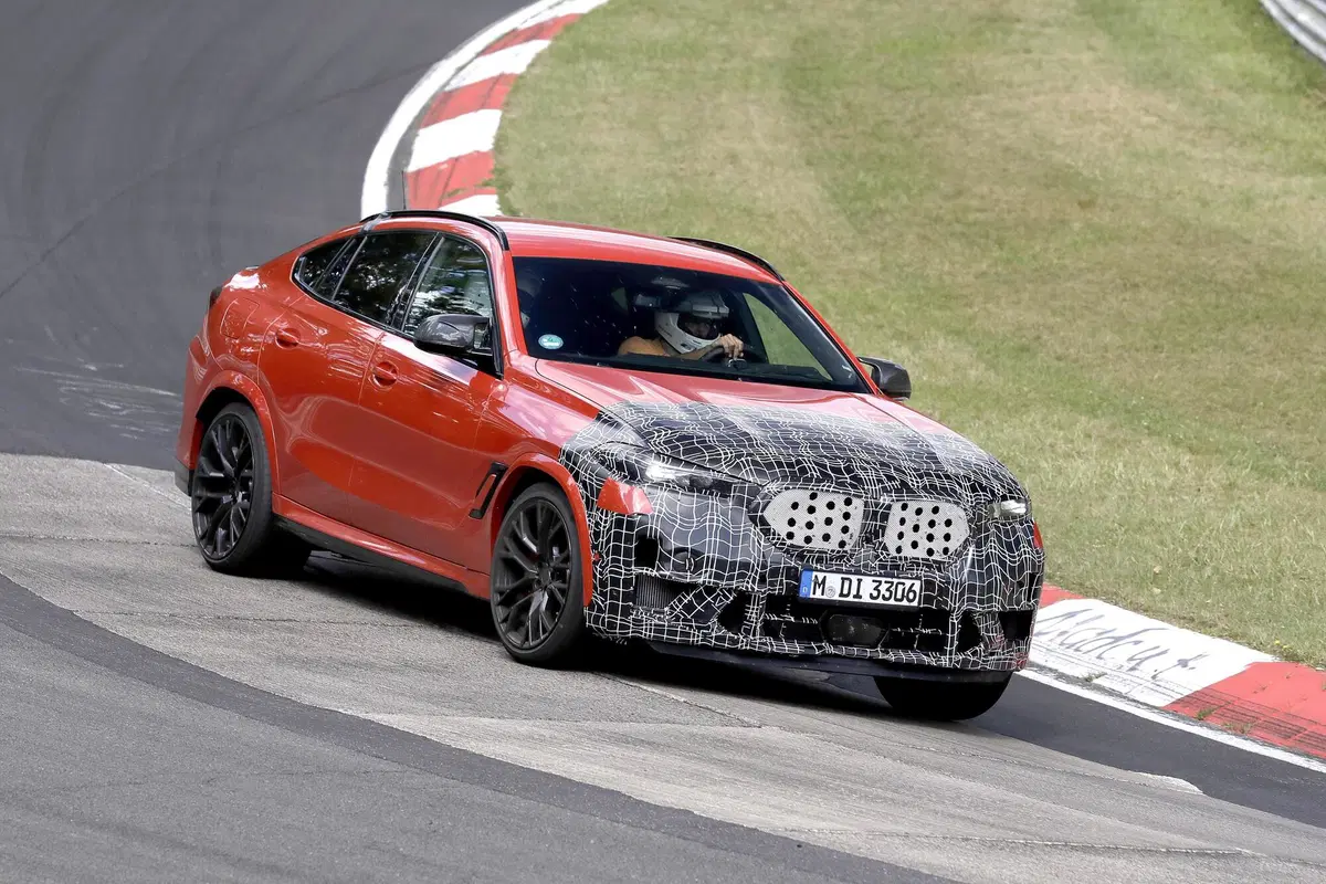 BMW X6 M restyling, le foto spia  (6)
