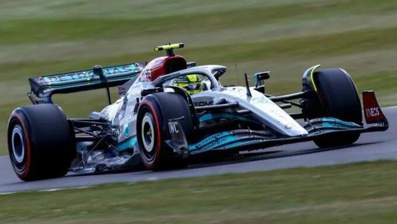 Formula 1, Hamilton "E' stata una buona giornata, abbiamo fatto passi in avanti"