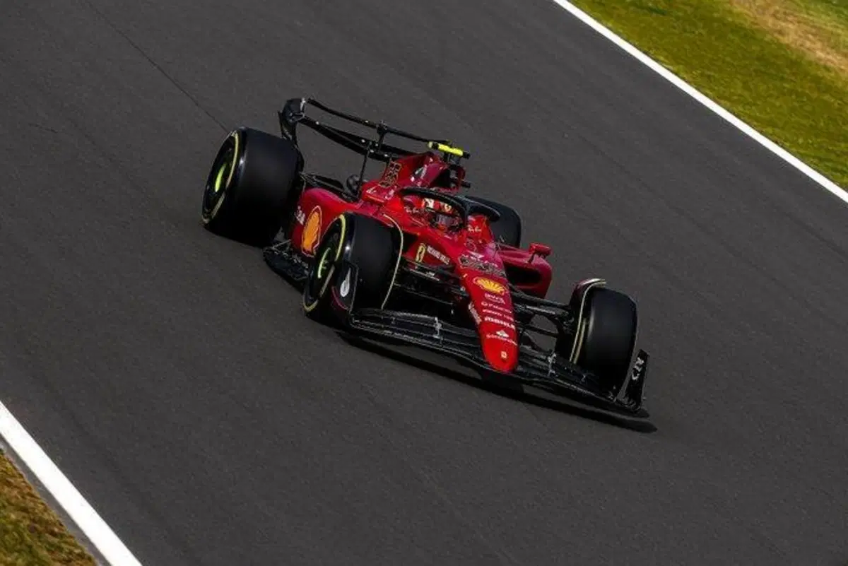 F1, GP Gran Bretagna 2022: pole per Sainz (11)