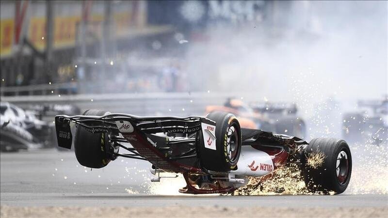 F1, cosa insegna la rottura del roll bar nell&#039;incidente di Guanyu Zhou a Silverstone