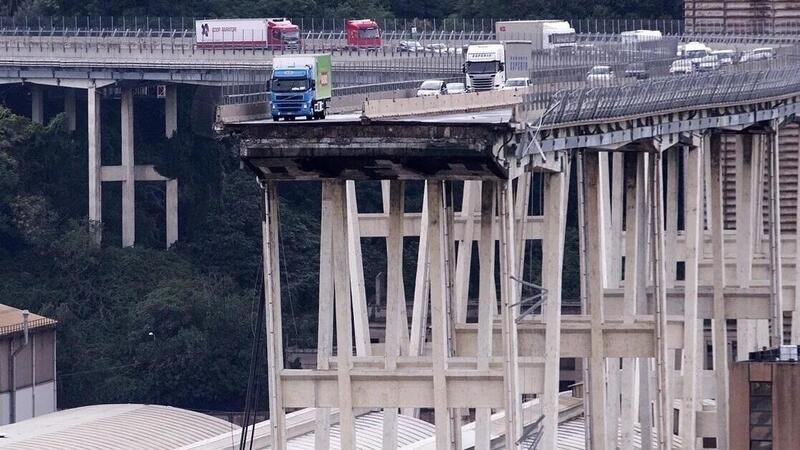 Oggi inizia il processo per il Ponte Morandi e, ops Autostrade si certifica ESG per la sicurezza. 