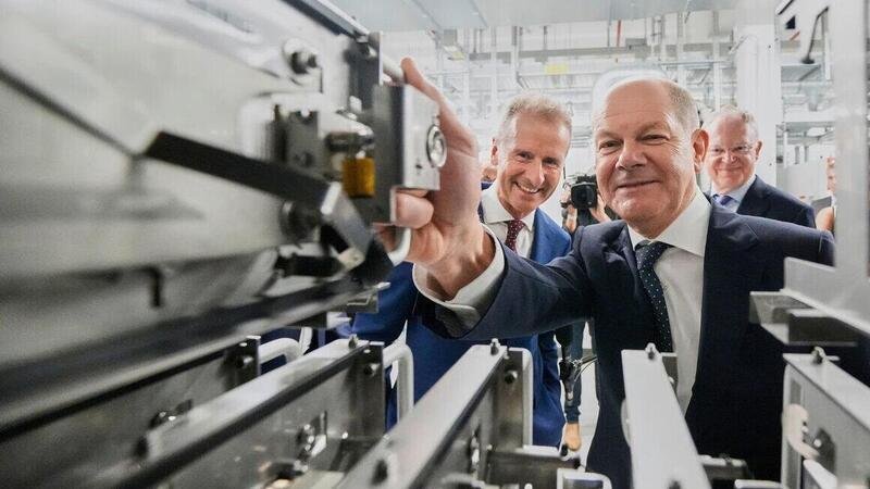 Volkswagen: arrivano le batterie fatte in casa secondo standard europei (dal 2025)