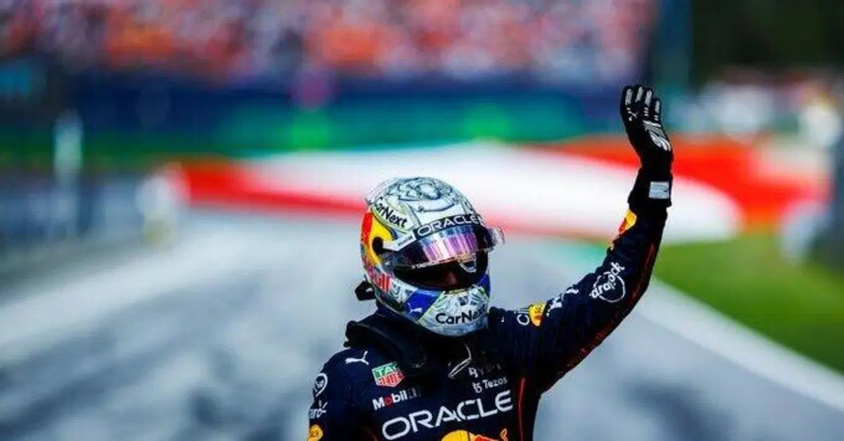 Formula 1, Verstappen: "Le Ferrari hanno lottato tra di loro, ed io ho allungato"