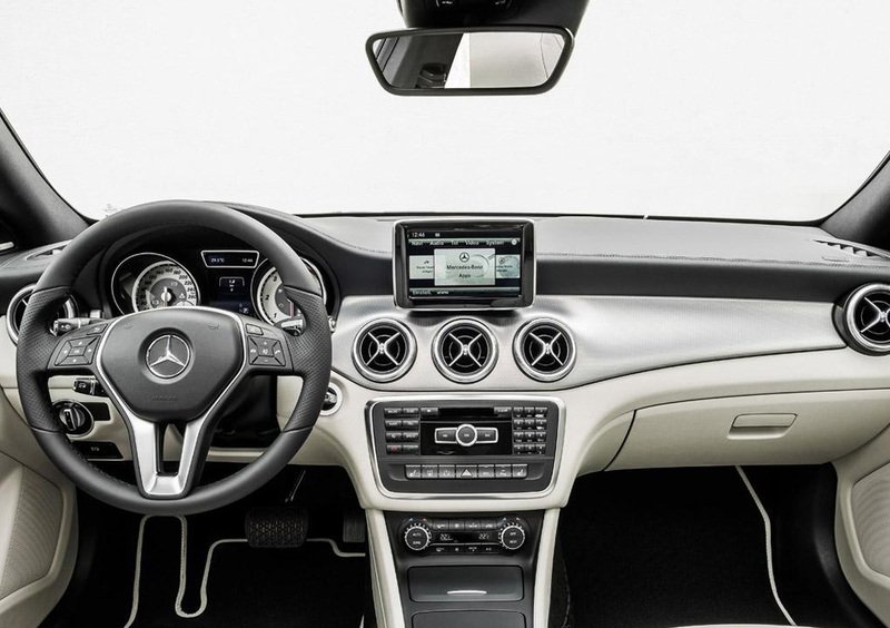 Mercedes-Benz CLA (2013-19) (10)