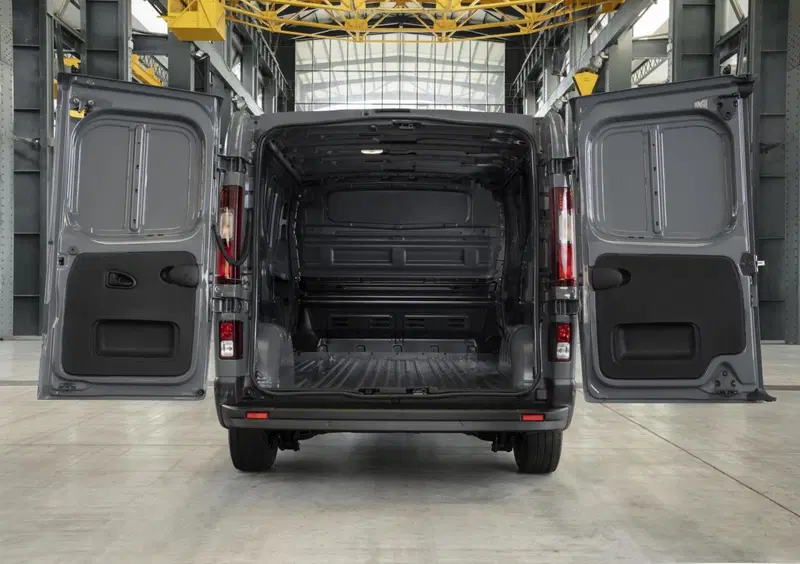 Nissan Primastar Furgone (2021-->>) (13)