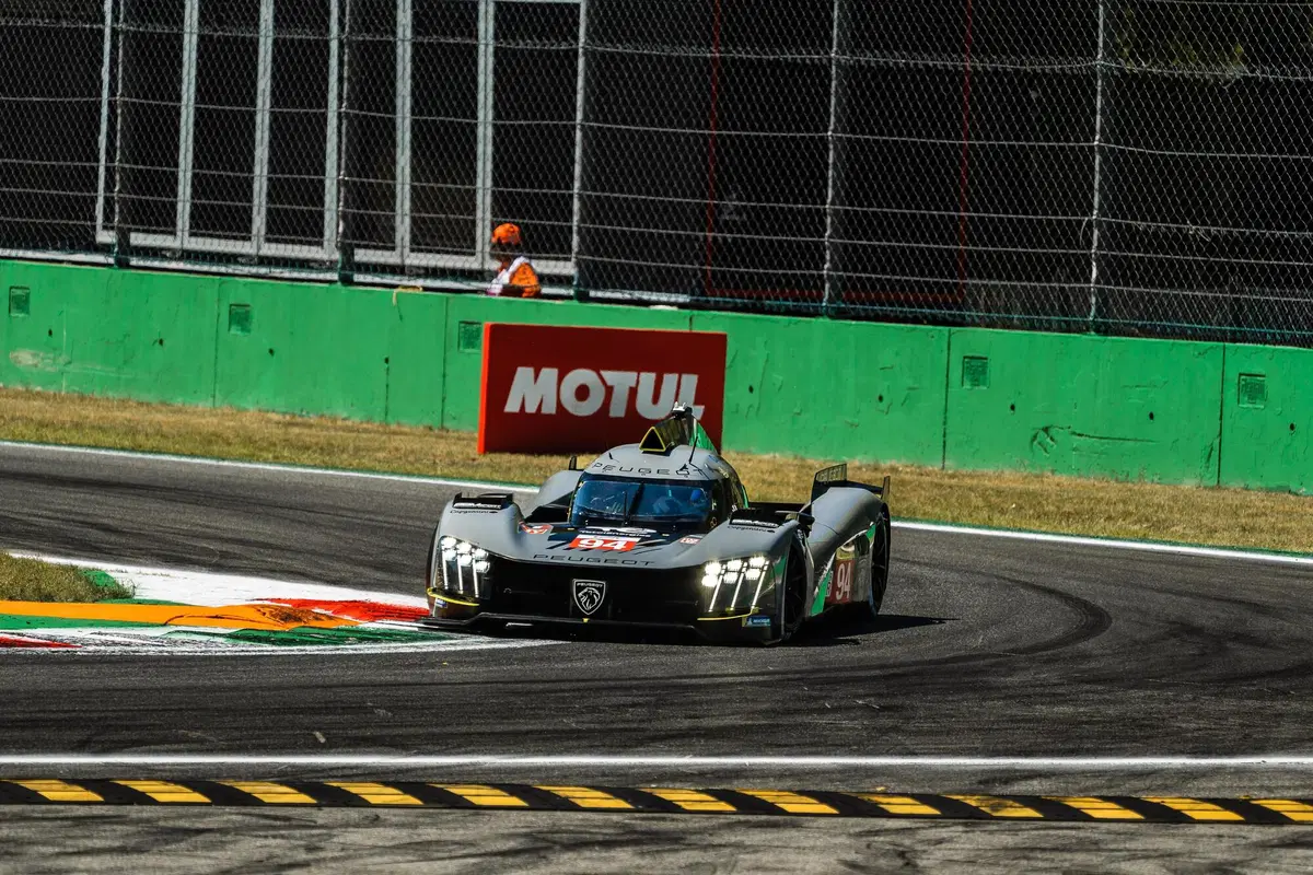 WEC 2022, 6 ore Monza: vince Alpine (42)