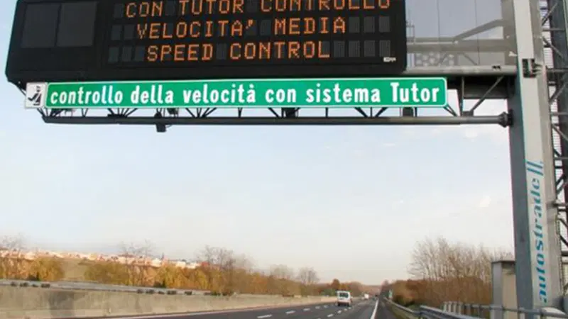 Autostrade ti "aiuta" a non prendere multe con il Tutor