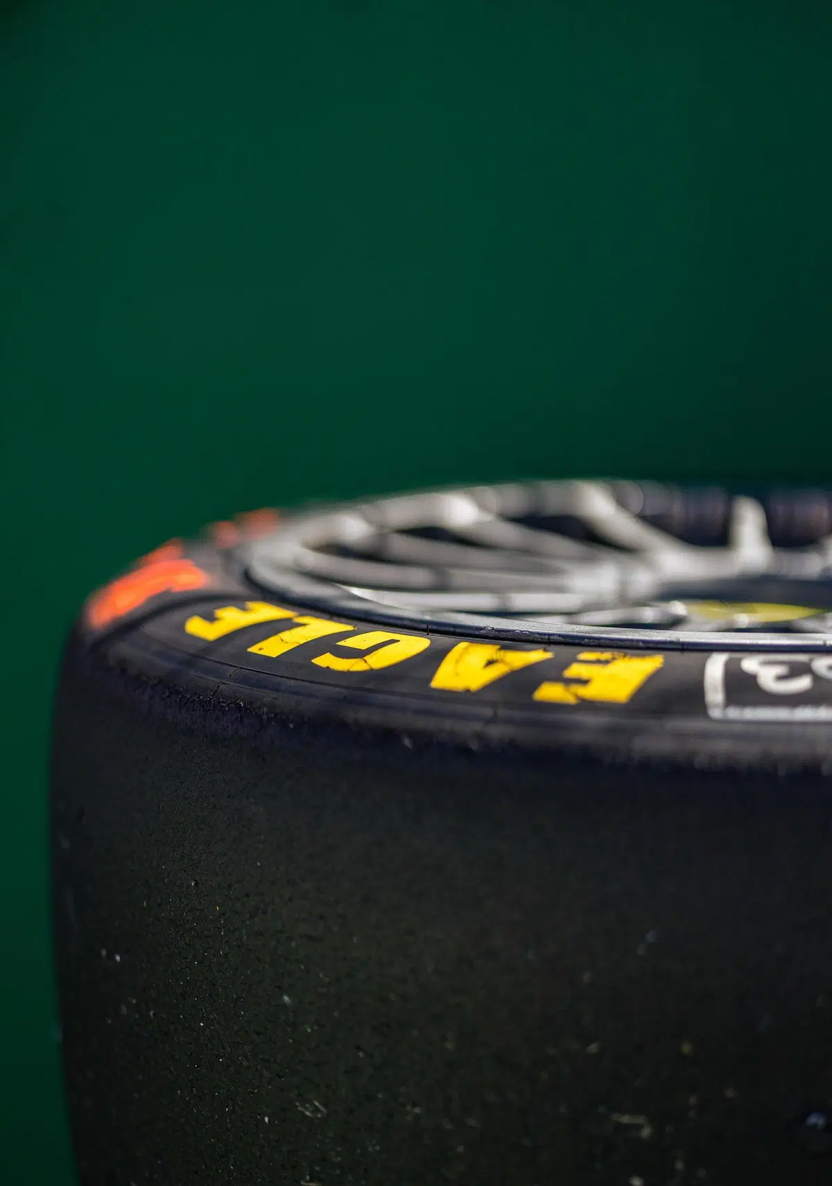  Le gomme da corsa Goodyear hanno (davvero) delle cose in comune con quelle stradali (5)