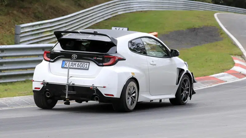 Toyota Yaris GR Super con 300 CV: arriva quest'anno