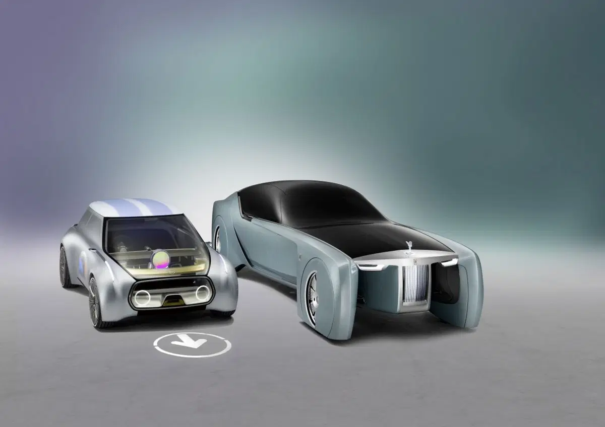 Mini e Rolls-Royce tra 100 anni: Vision Next 100 (10)