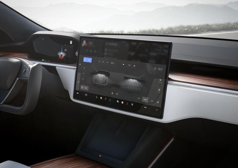 Tesla Model S (2013-->>) (7)