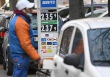 Bonus benzina da 200 euro, sarà valido anche per le auto elettriche