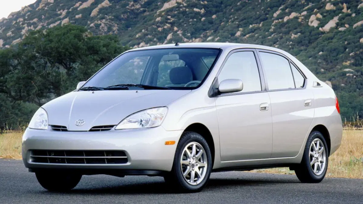 Non è mai troppo tardi per capire le elettriche S1E03: 1997 Toyota fa un miracolo (3)