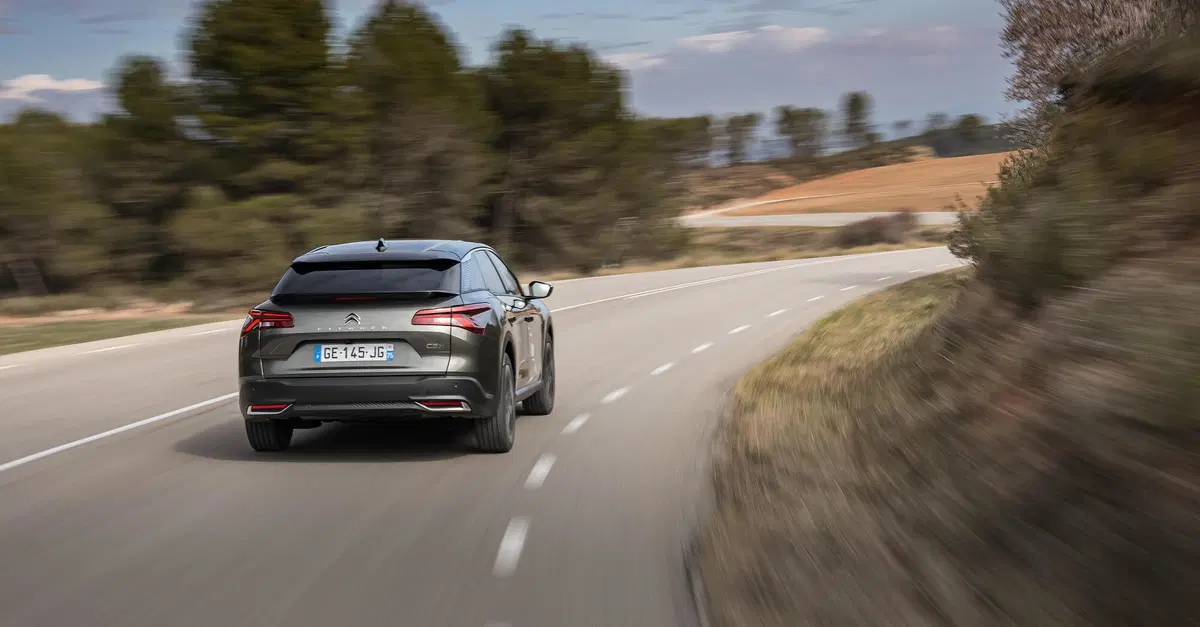 In Citroen ritorna il comfort "assoluto": sospensioni elettroniche idrauliche sulla C5X