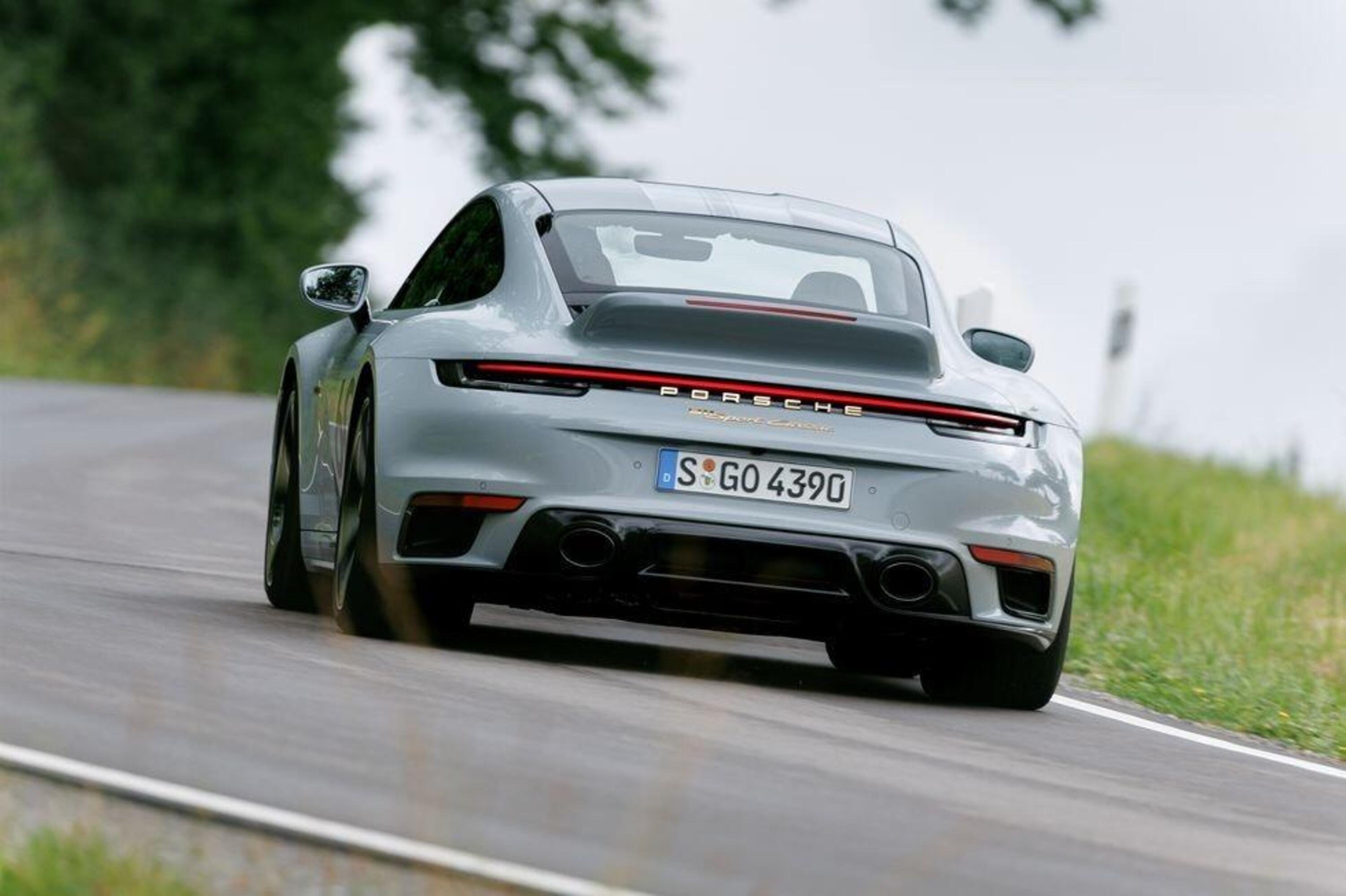 Porsche 911 Sport Classic: la turbo con il cambio manuale
